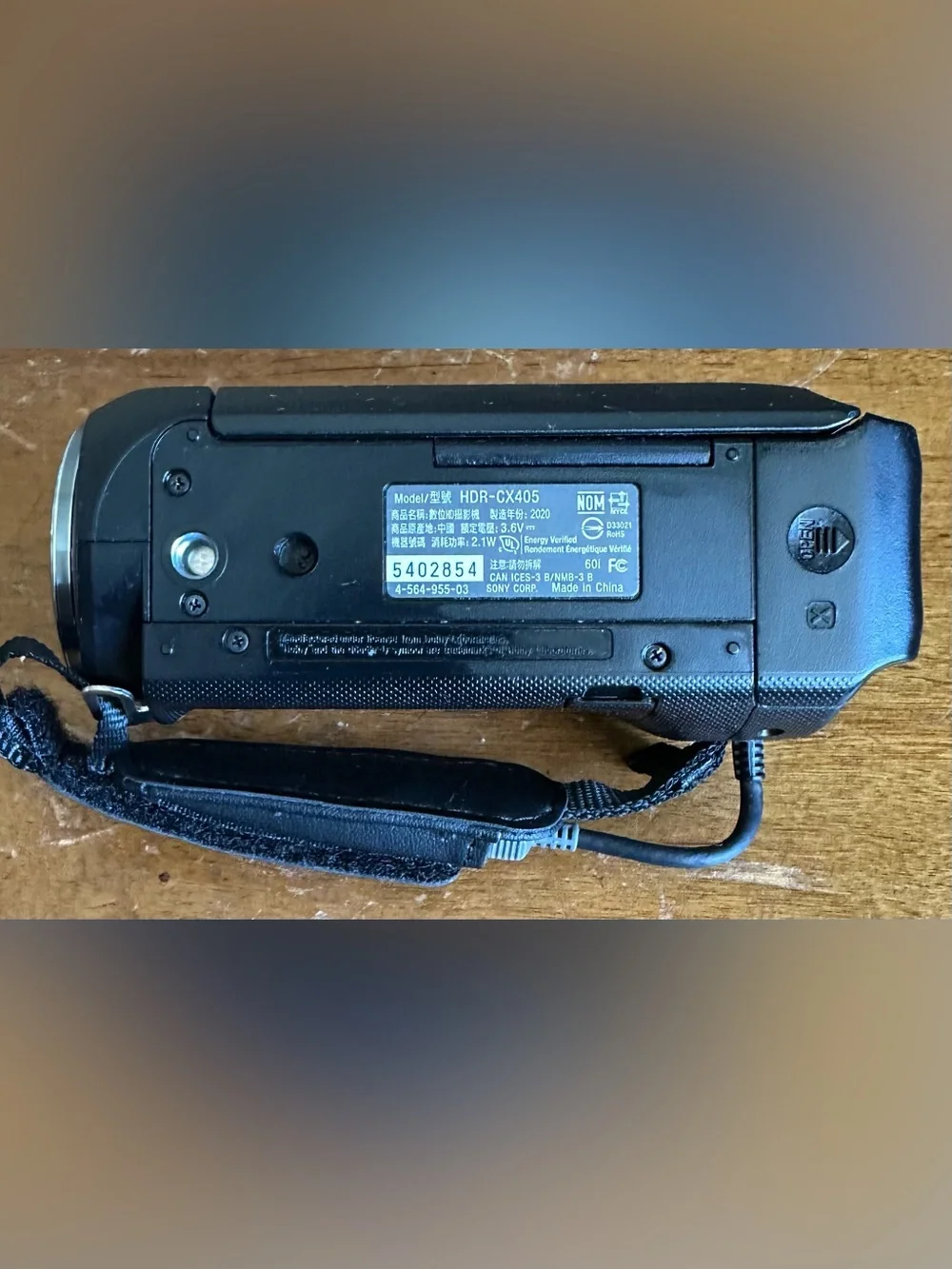 Sony HDR-CX405 Full 1080 HD 30x Optical Zoom 9.2MP CMOS Video Handycam Camcorder